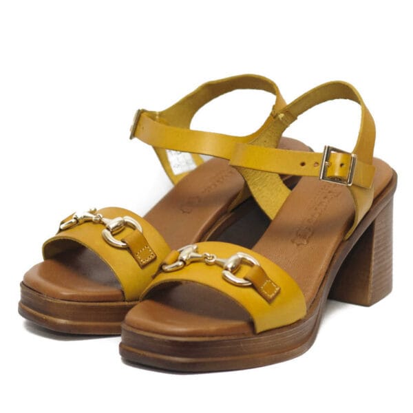 Eva Frutos Γυναικεία Κίτρινα Πέδιλα με Αλυσιδάκι
