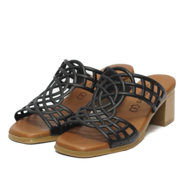 Eva Frutos Μαύρη Παντόφλα με Δερμάτινη Πλέξη