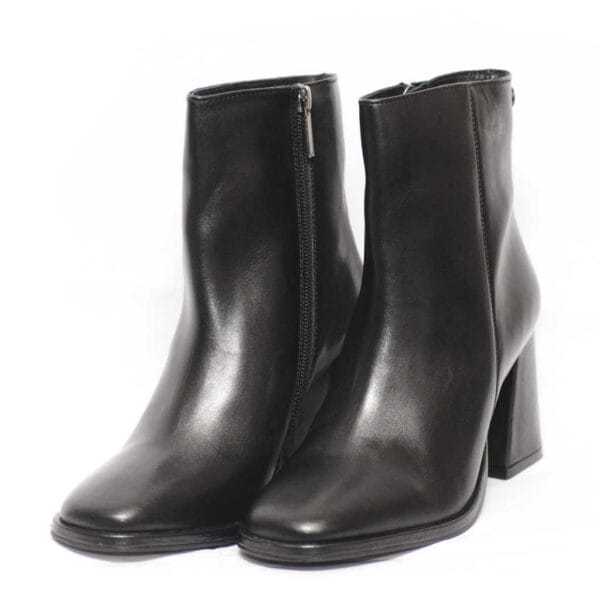 Top3 Shoes Γυναικεία Μαύρο Μποτάκια 23918