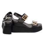 Mago Γυναικεία Black Platform Sandals με Χρυσές Αγκράφες - Image 3